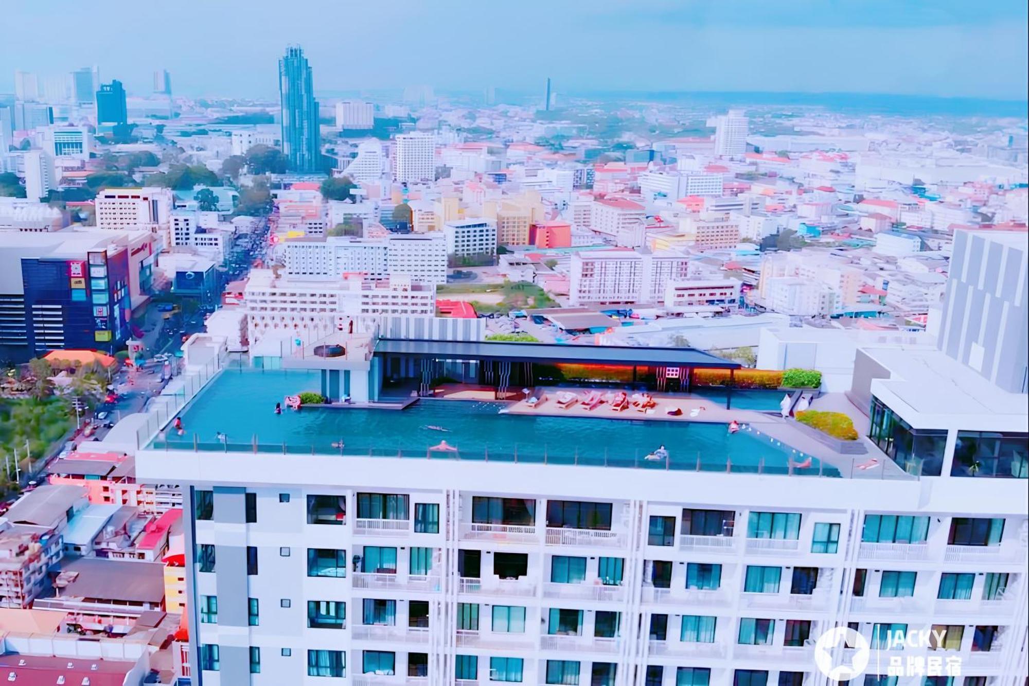 Best Location In Pattaya, Sky Pool & Infinity Edge Bagian luar foto